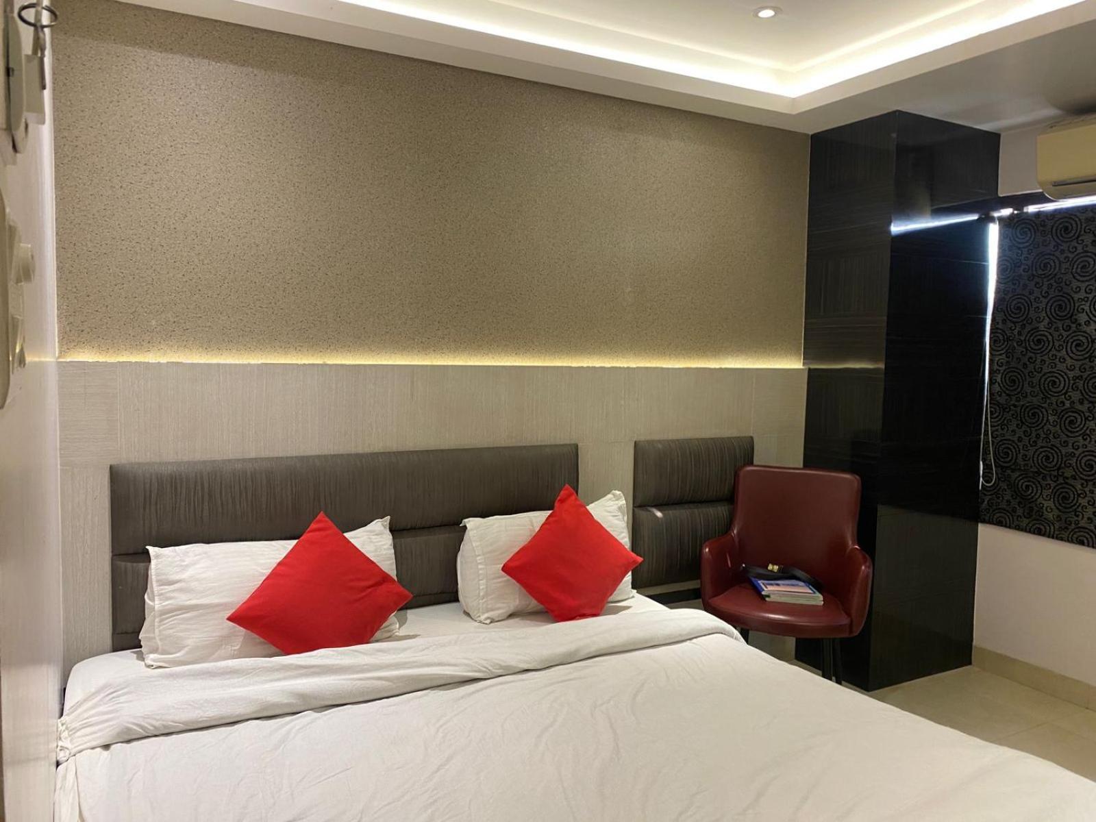 Hotel Royal Cottage 칸푸르 외부 사진